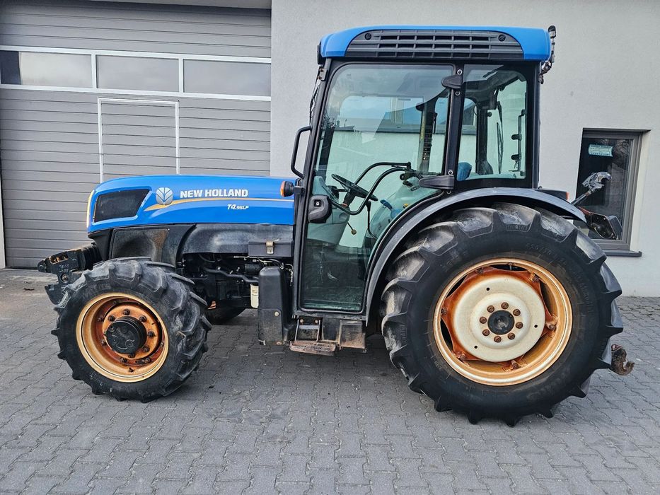 New Holland T4.LP ( w dokumentach) , model handlowy T4.95LP  BLACK New holland T4.95 ciągnik sadowniczy biegi pełzające