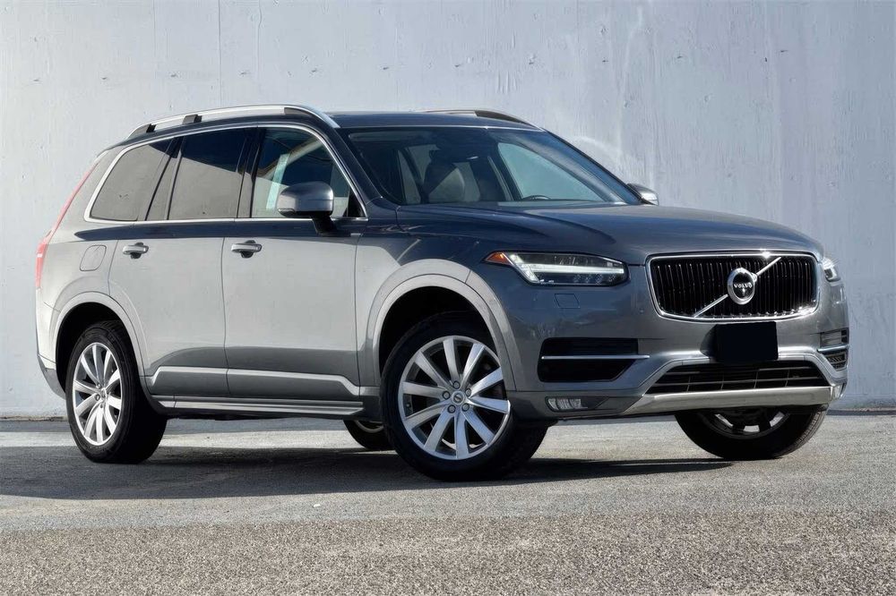 Volvo XC90 T6 Momentum      2017