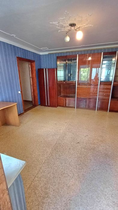 Продам 2-х комнатную "Чешку" 53 м2 на 3/10 в Центре