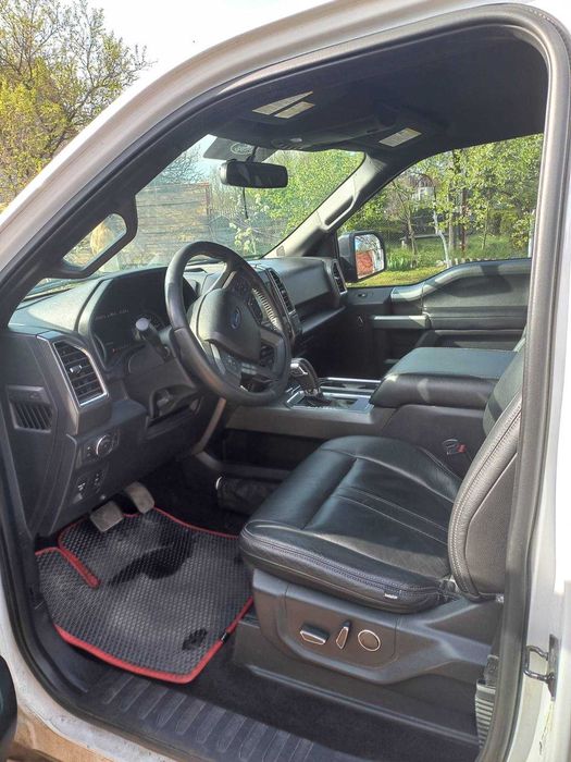 Продам FORD F-150 2016