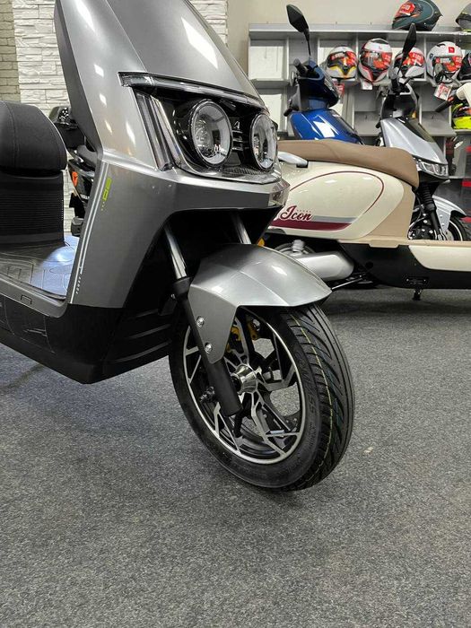 Электроскутер NISA K6. Графен