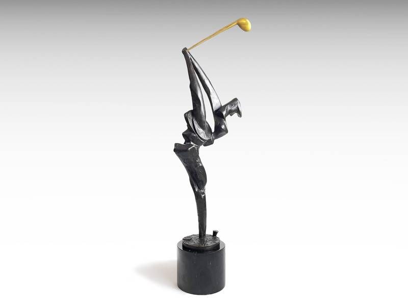 Escultura de bronze - Jogador de golfe 2