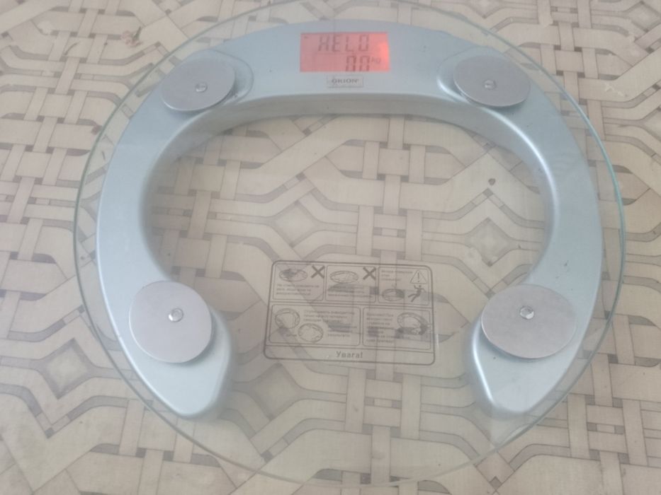 Фітнес-ваги, ваги підлогові