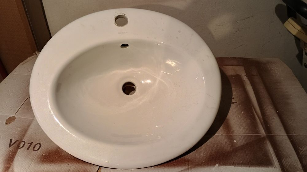 Umywalka owalna wpuszczana 51cmx45cmx17,5cm