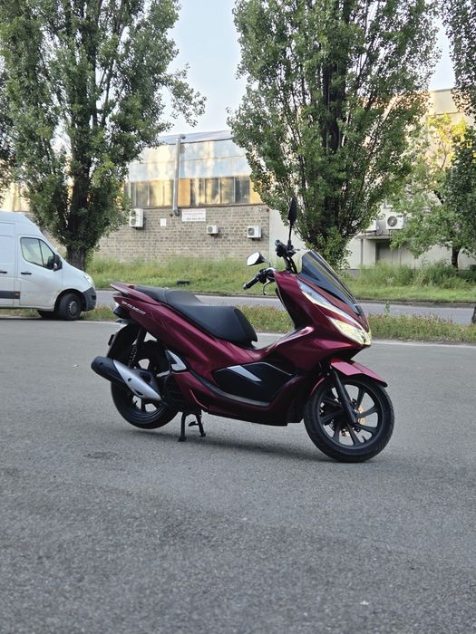 Макси-скутер HONDA PCX-150 2019