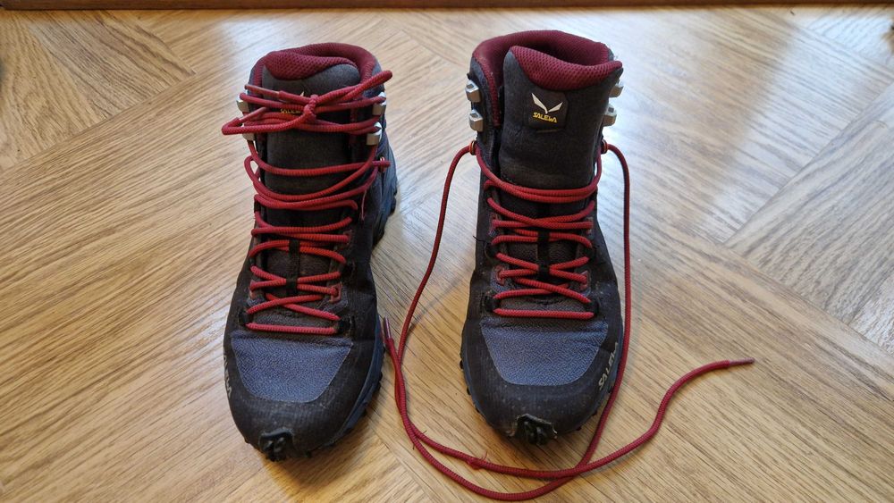 Buty damskie trekkingowe Salewa. Wodoodporne. Rozmiar 38. Stan bardzo dobry.