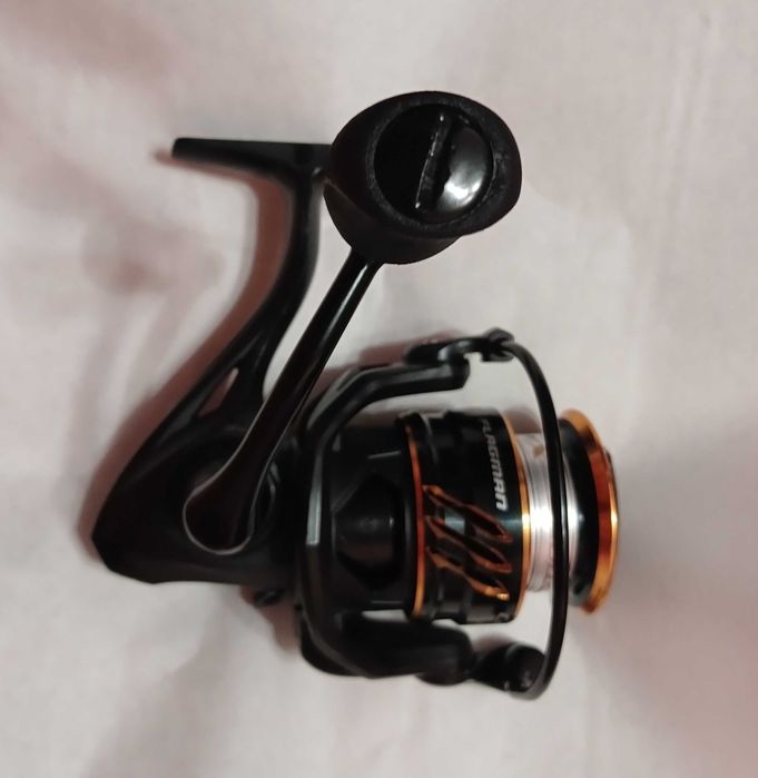 Катушка флагман  cort x 3000s стан нової