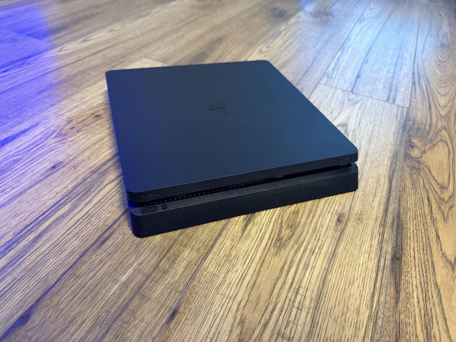 ps4 slim 500 gb 2 pady! dobry stan tanio