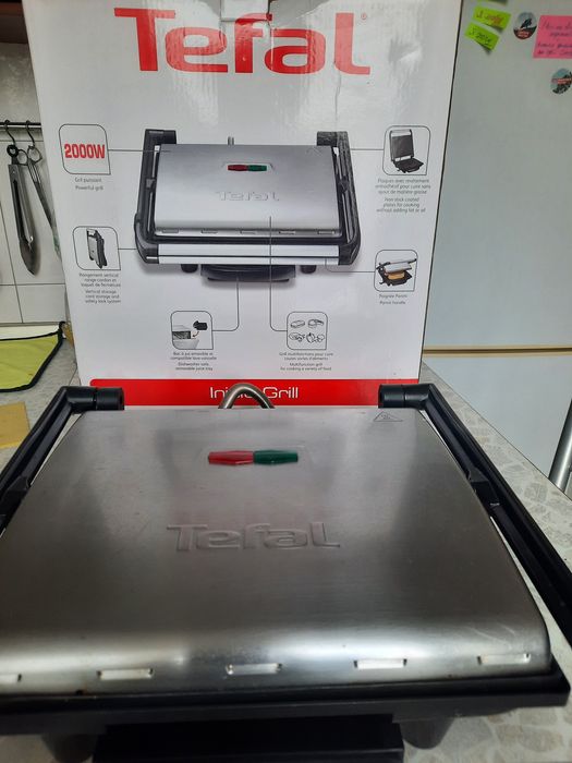 Продам гриль Tefal 1000 грн.
