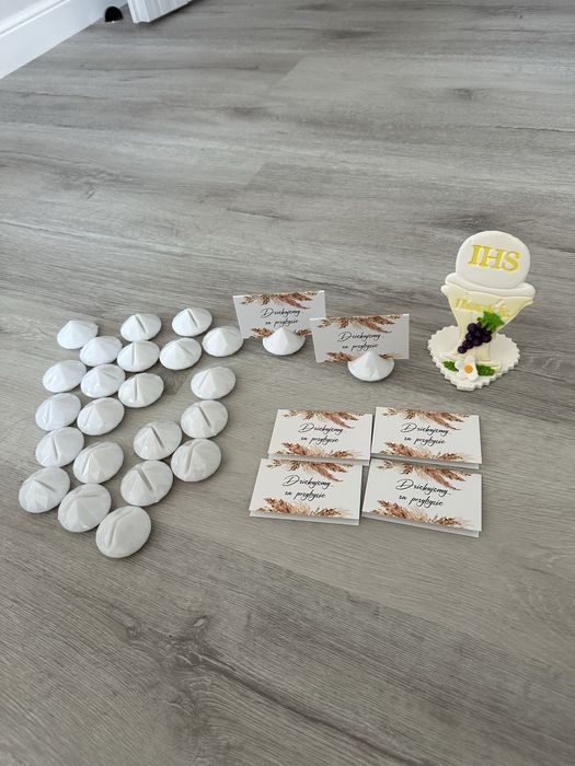 Ozdoba komunijna, winietki komunijne, ozdoba na stół, ozdoba na tort