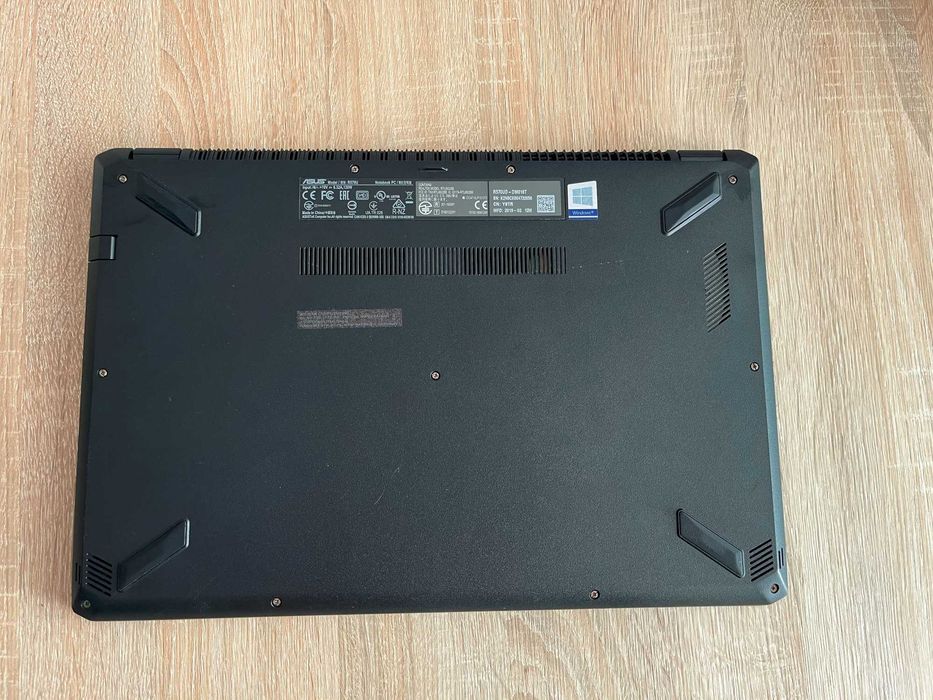 Laptop Asus R570ud