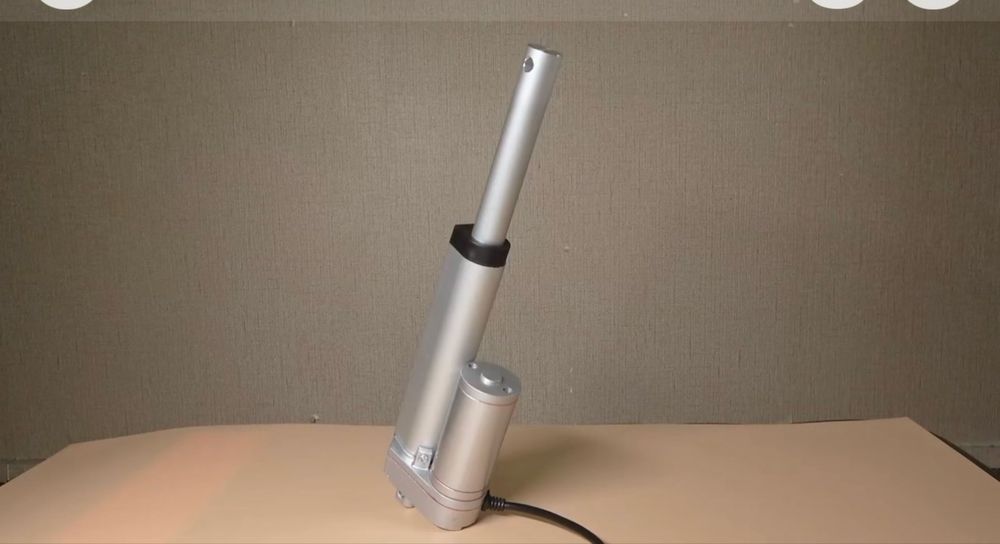 Лінійний актуатор 12v ,150mm,є також блок w9005 для інкубатора