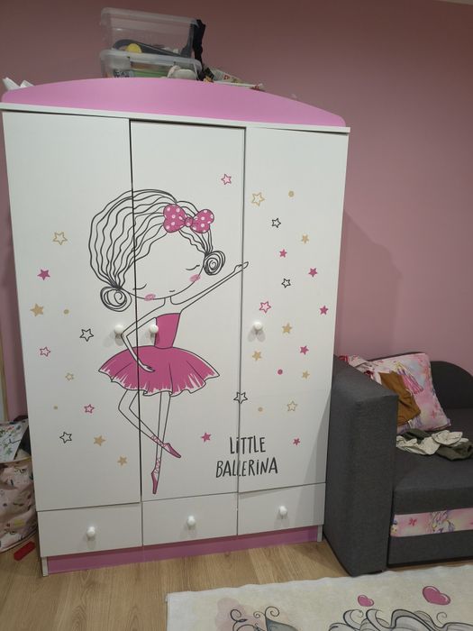 Szafa dziecięca dla dziewczynki