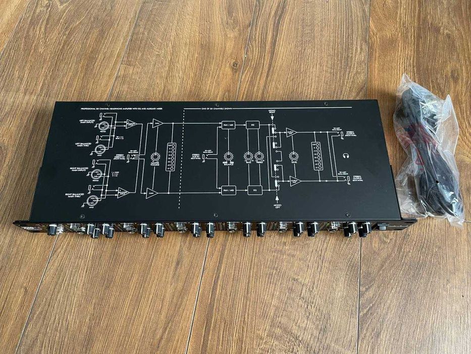 Новий професійний 6 канальний підсилювач для навушників ART HeadAmp6 Pro