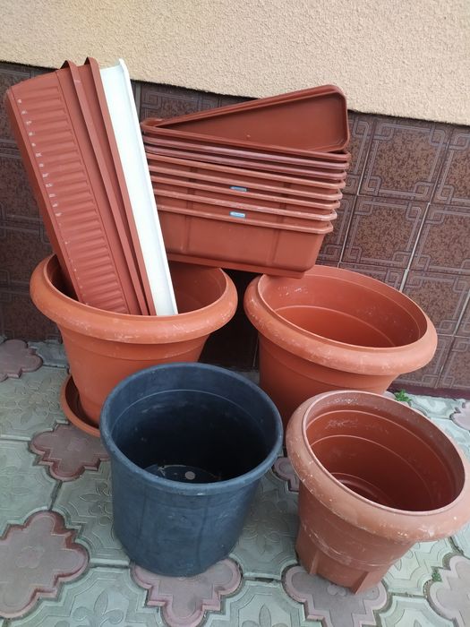 Горщик балконний для квітів, великі горщики