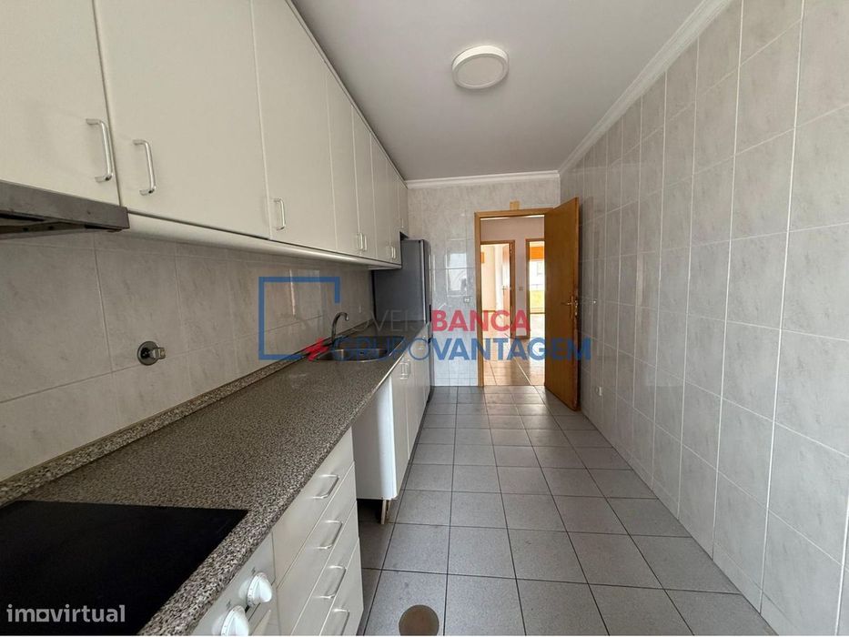 Apartamento T2 C/Varanda - Gondomar