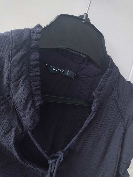 House ,piękna ekegancka czarna bluzeczka rozmiar S