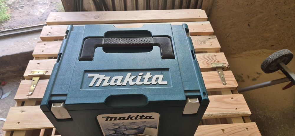 Lodówka turystyczna makita 18l macpak 4