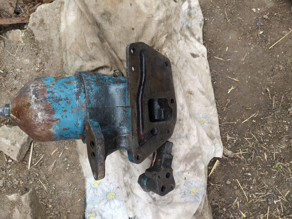 Продам запчастини до трактора Т40