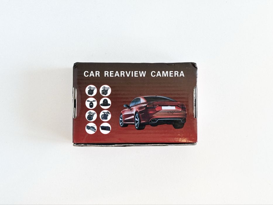 Продам універсальну паркувальну камеру