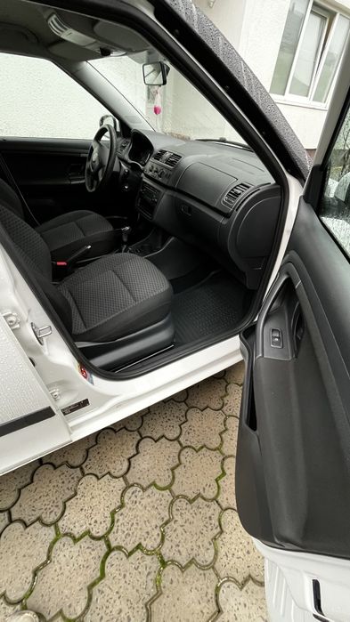 Skoda Fabia Comby 2012 року