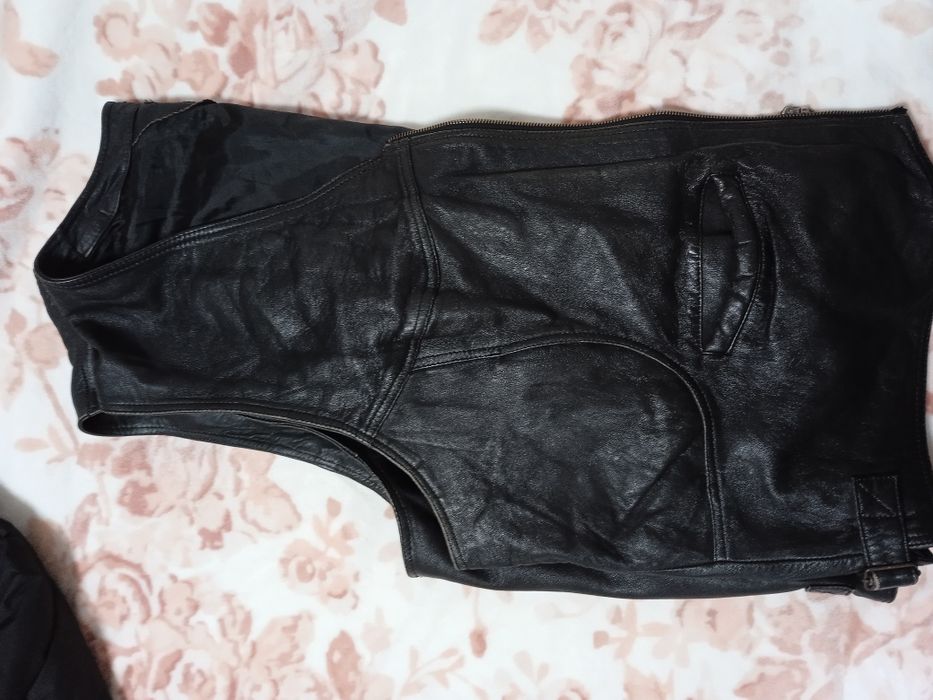 Жилетка мужская кожаная