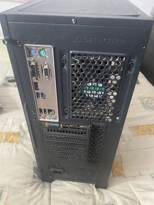 Computador torre