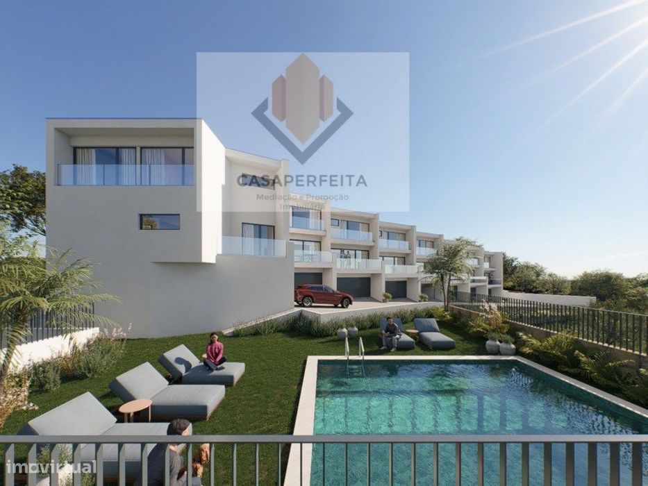 Fantástica Moradia T3 com Piscina e Box para 2 Carros - Gondomar