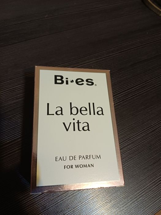 Zapach Bi es La bella vita