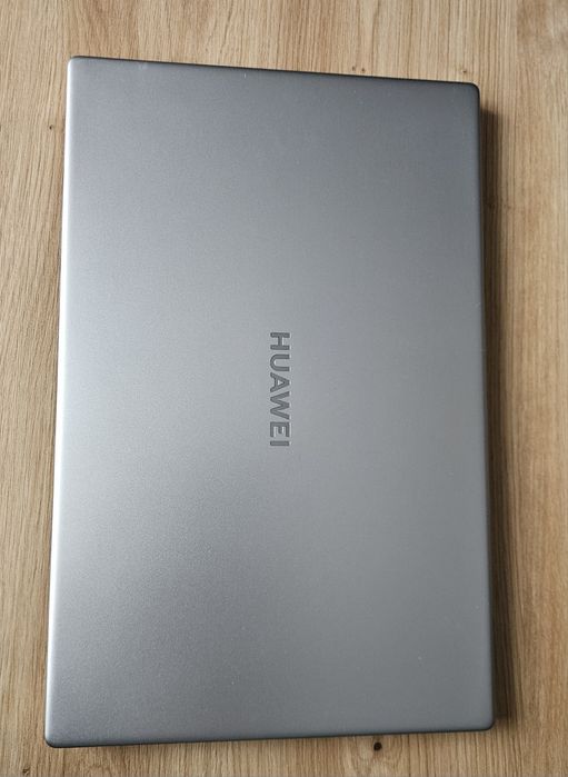Laptop Huawei Matebook D15