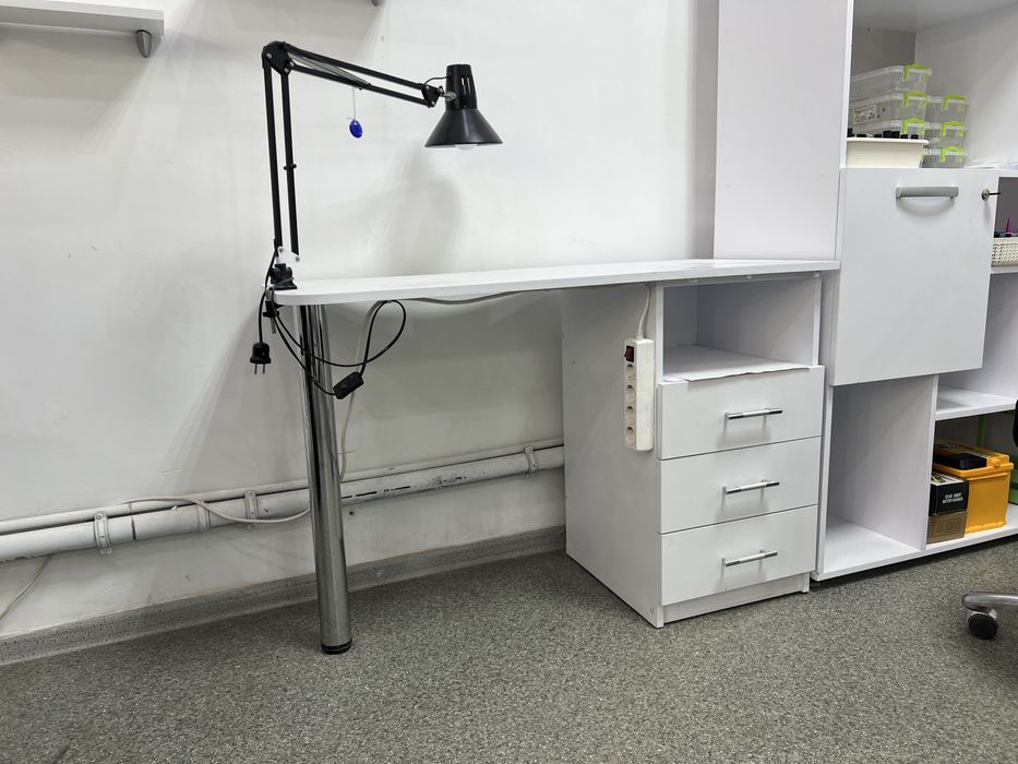 Мебель для салона красоты б/у