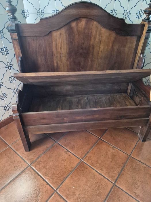 banco antigo de fabricaçao artisanale
