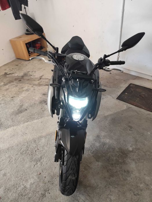 NK 650 com 1 ano e meio de garantia