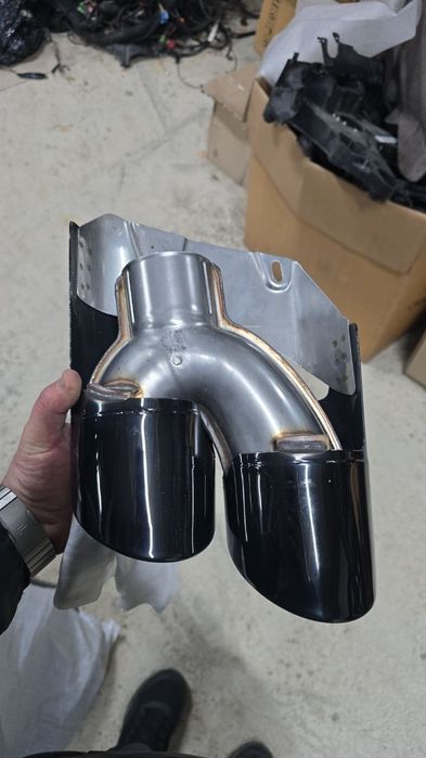 Porsche macan ліва насадка 95b253681ct