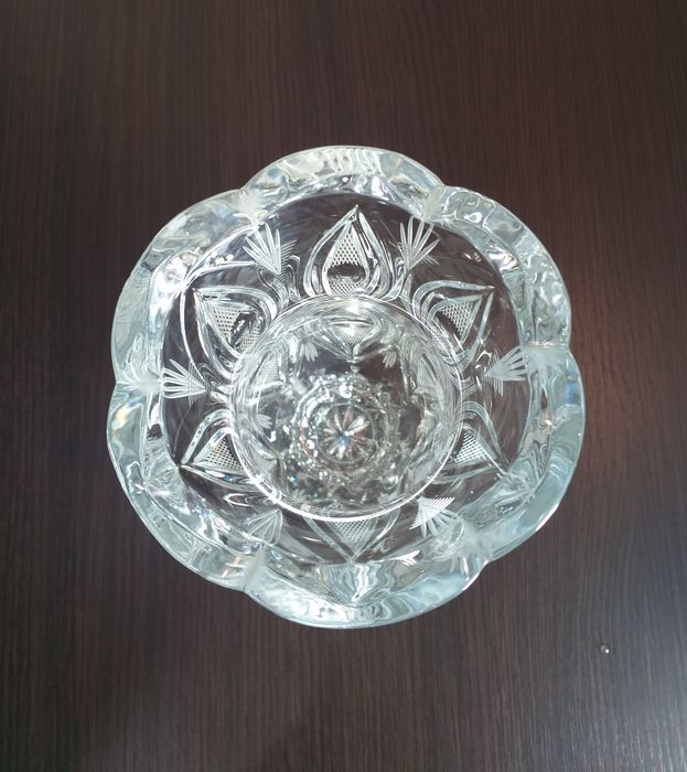 Ваза хрустальная для цветов