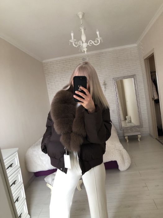 Пуховик, куртка, пуфер з песцем.