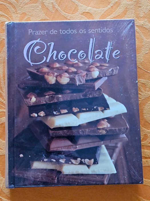 Livro mais 100 receitas originais com CHOCOLATE  - Portes incluídos