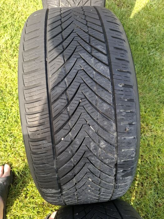 Sprzedam felgi aluminiowe r19, z oponami