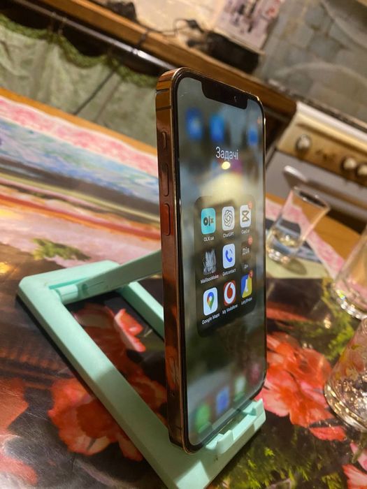 Айфон 12 про 128 гб  читайте опис….