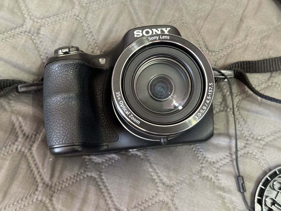 Фотоапарат Sony Sony Cyber-shot DSC-H300