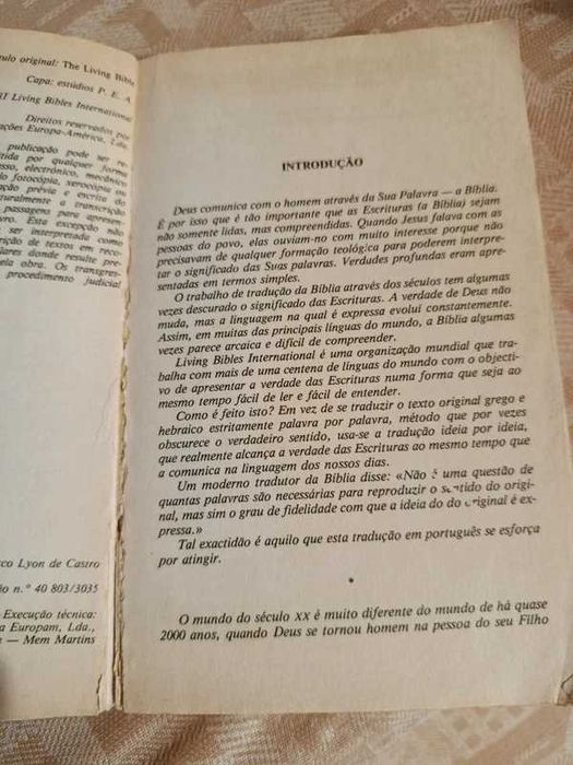 O Livro, Publicações Europa América, 1981