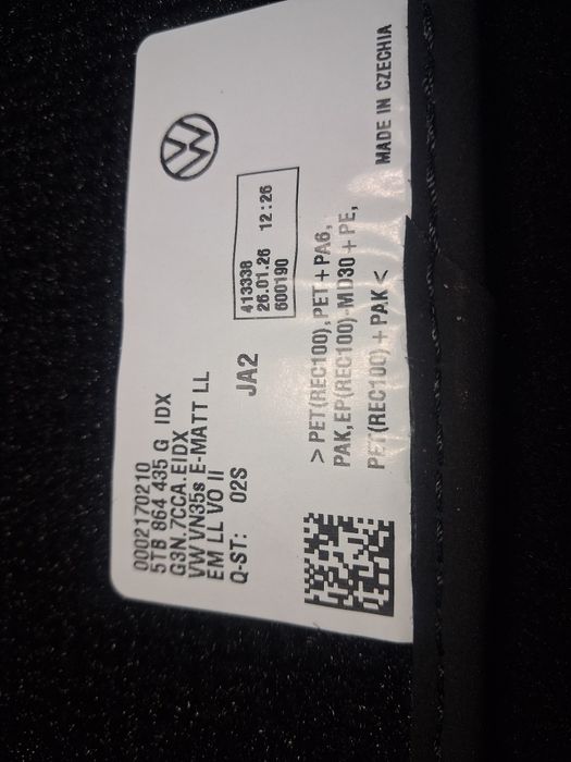 Oryginalne dywaniki welurowe vw Caddy lV