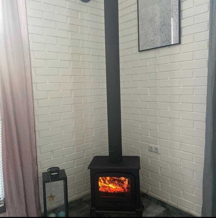 Чавунні пічки, сталеві печі, з варильними поверхнями та комплектучі