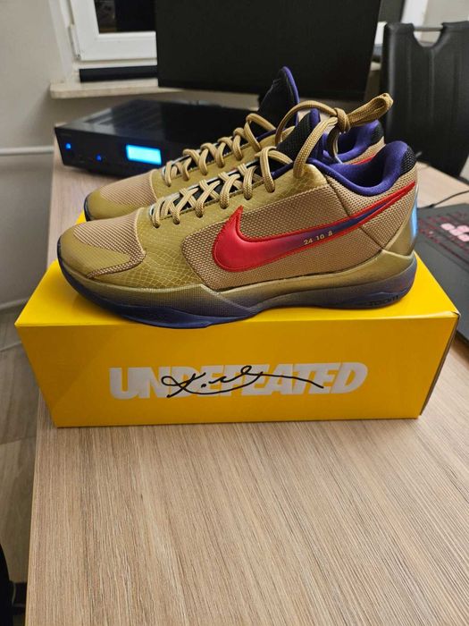 Buty Nike Zoom Kobe 5 Undefeated r. 42