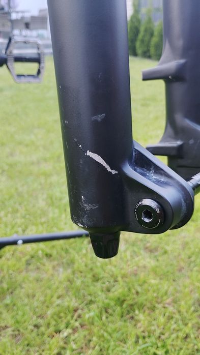 Rock shox domain R
