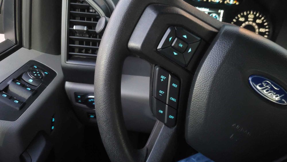 продам доглянутий Ford F-150, 5.0 V8, 4x4 з блокуванням