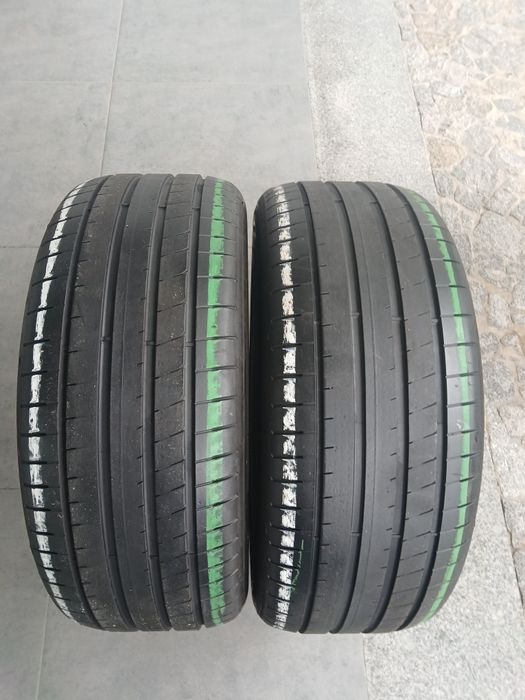 2 pneus 245 45 r18 Goodyear