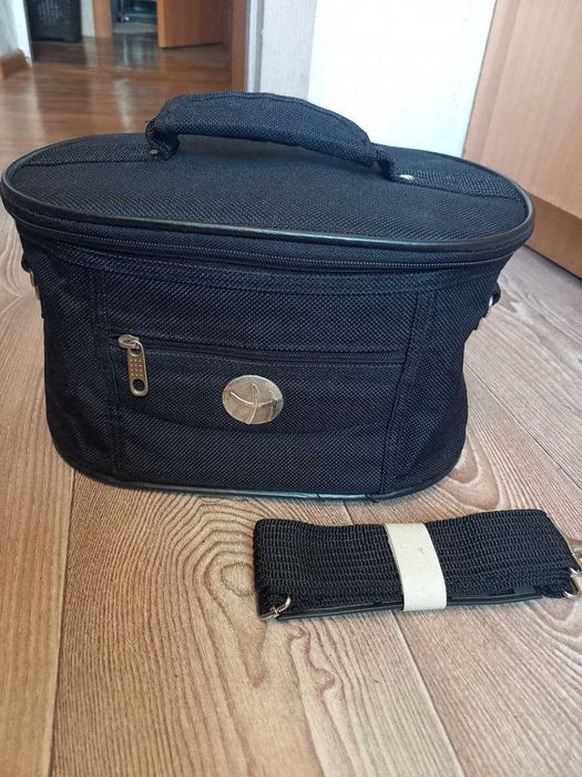 Продам бьюти кейс, косметичка, сумка, органайзер, косметика, визаж.