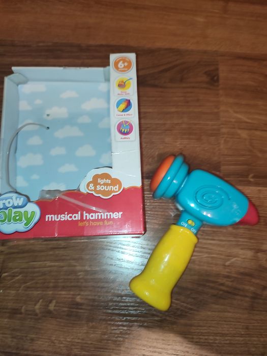 Muzyczny młotek Grow&Play