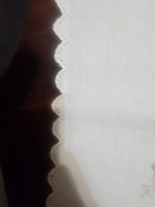 Lenço bordado início século XX
